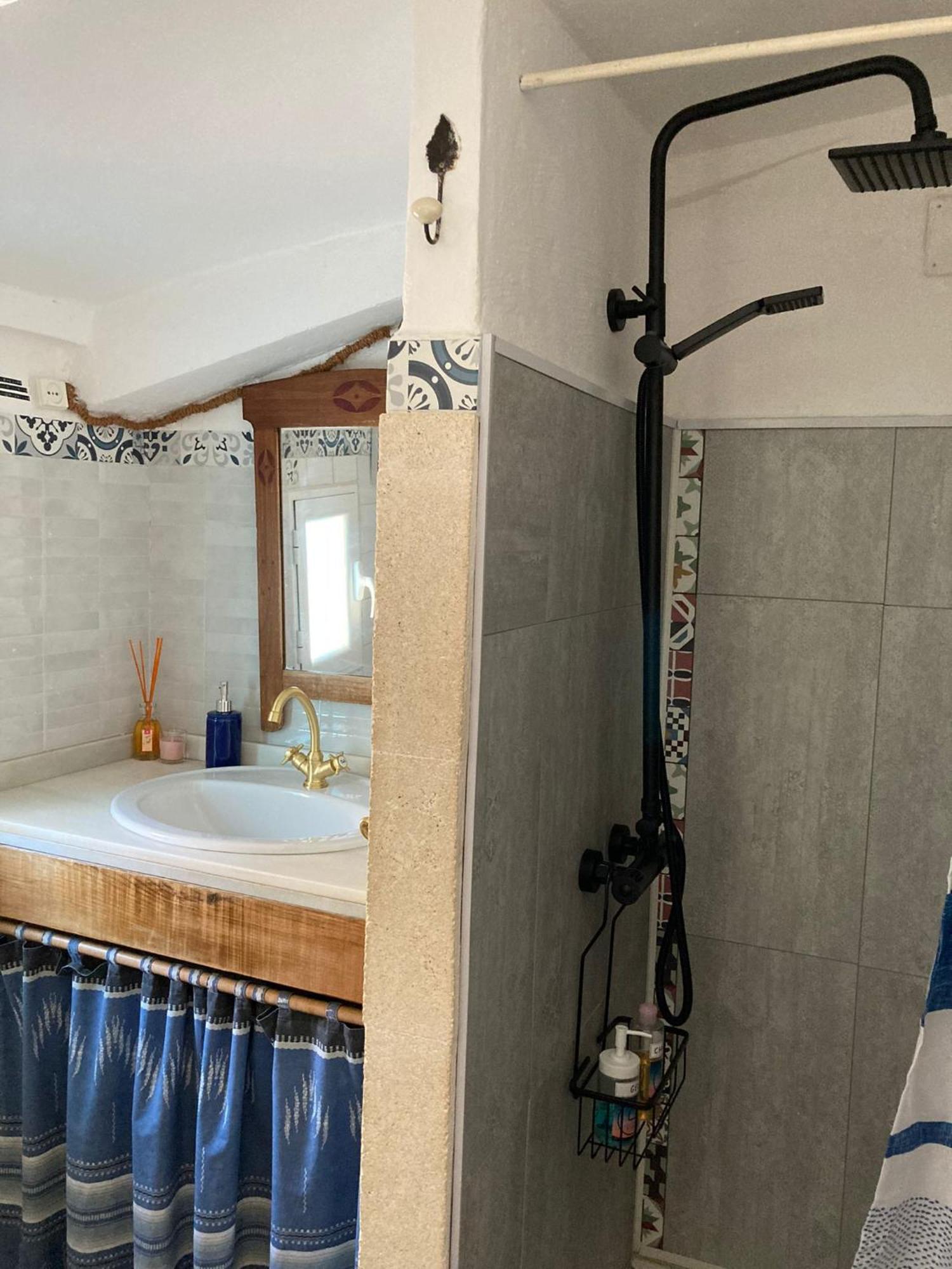 Casita Del Peral Gueejar Sierra Villa Luaran gambar