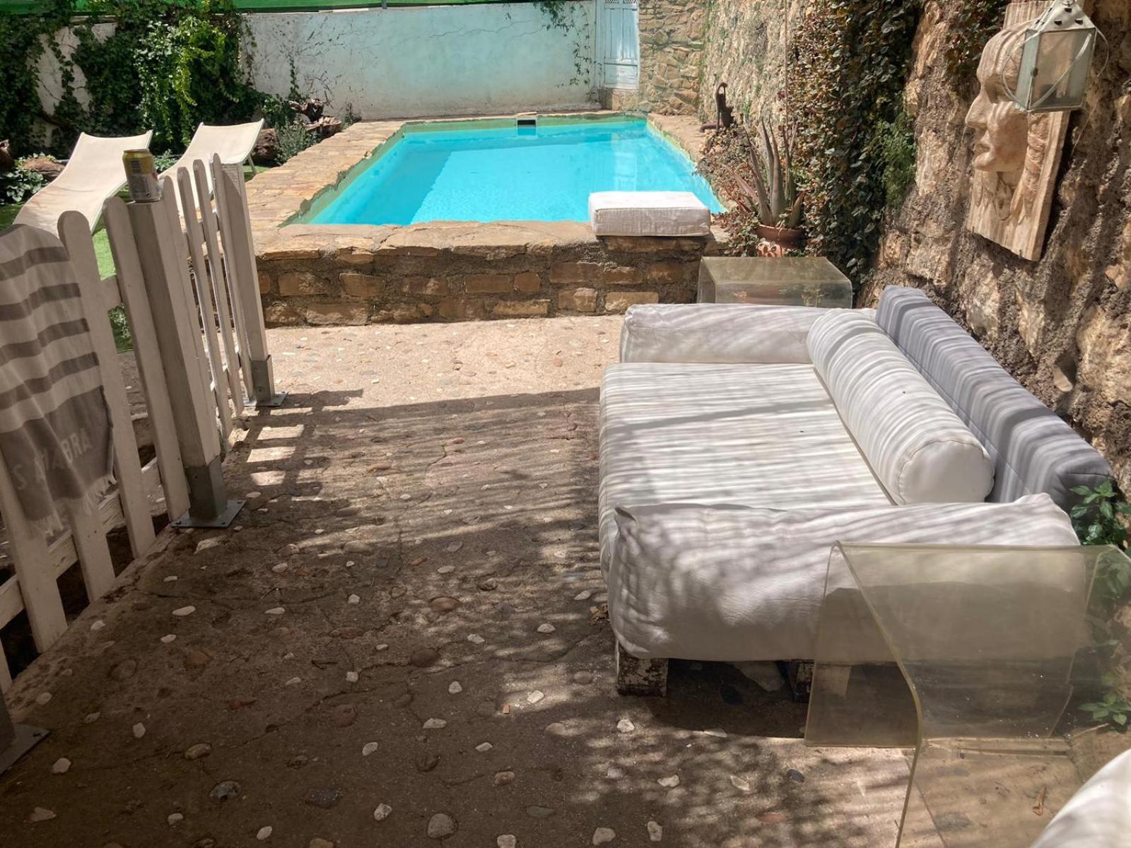 Casita Del Peral Gueejar Sierra Villa Luaran gambar